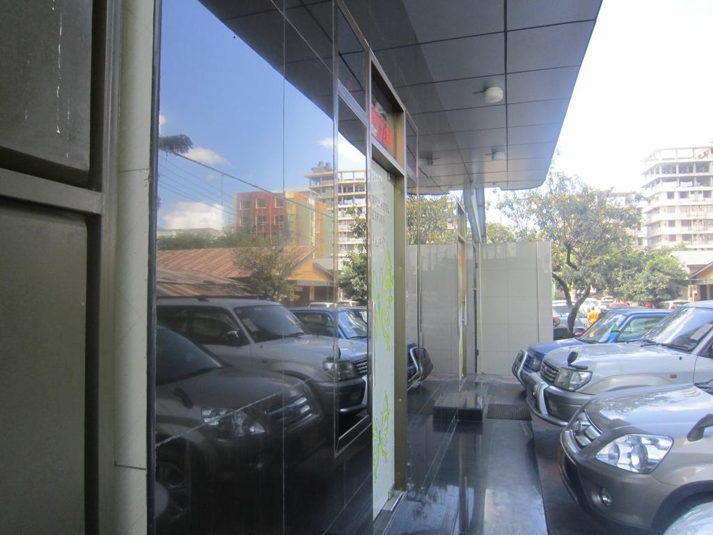 Butterfly Hotel Dar es Salaam Exterior photo